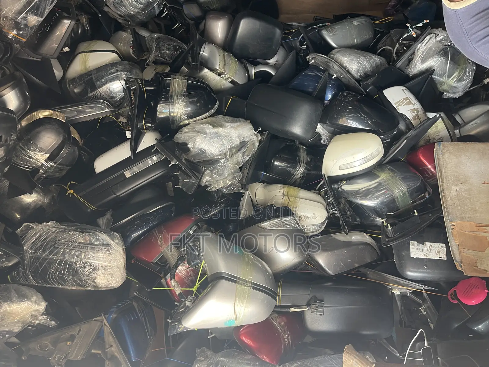 Kia,Hyundai,Toyota,Bmw,Honda(Quality Homeuse Side Mirrors)