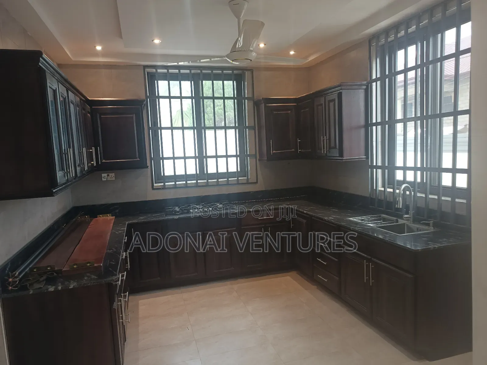 4bdrm House in Tech Oduom, Kumasi Metropolitan for sale
