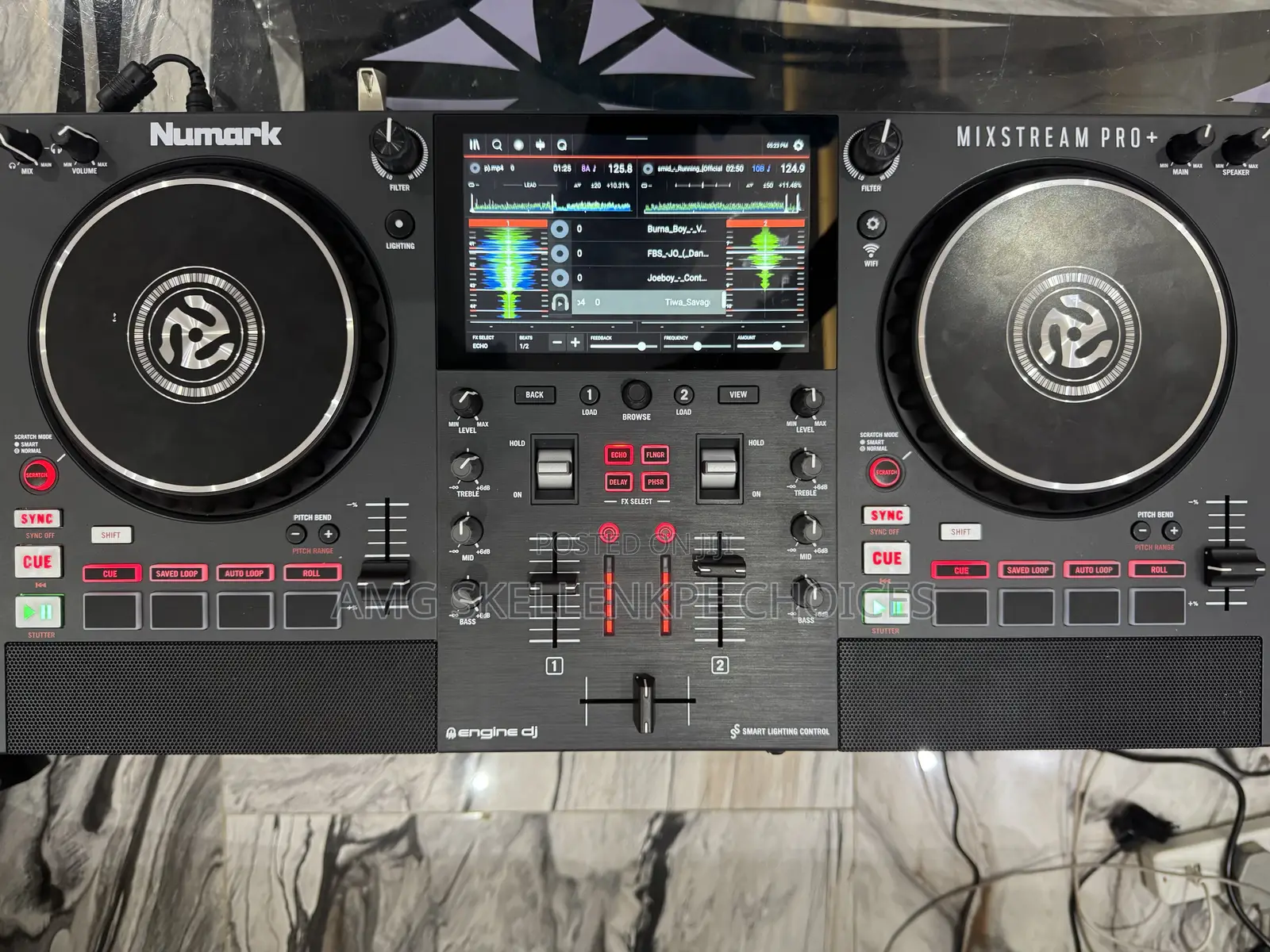 Numark Mixtrack Pro Plus