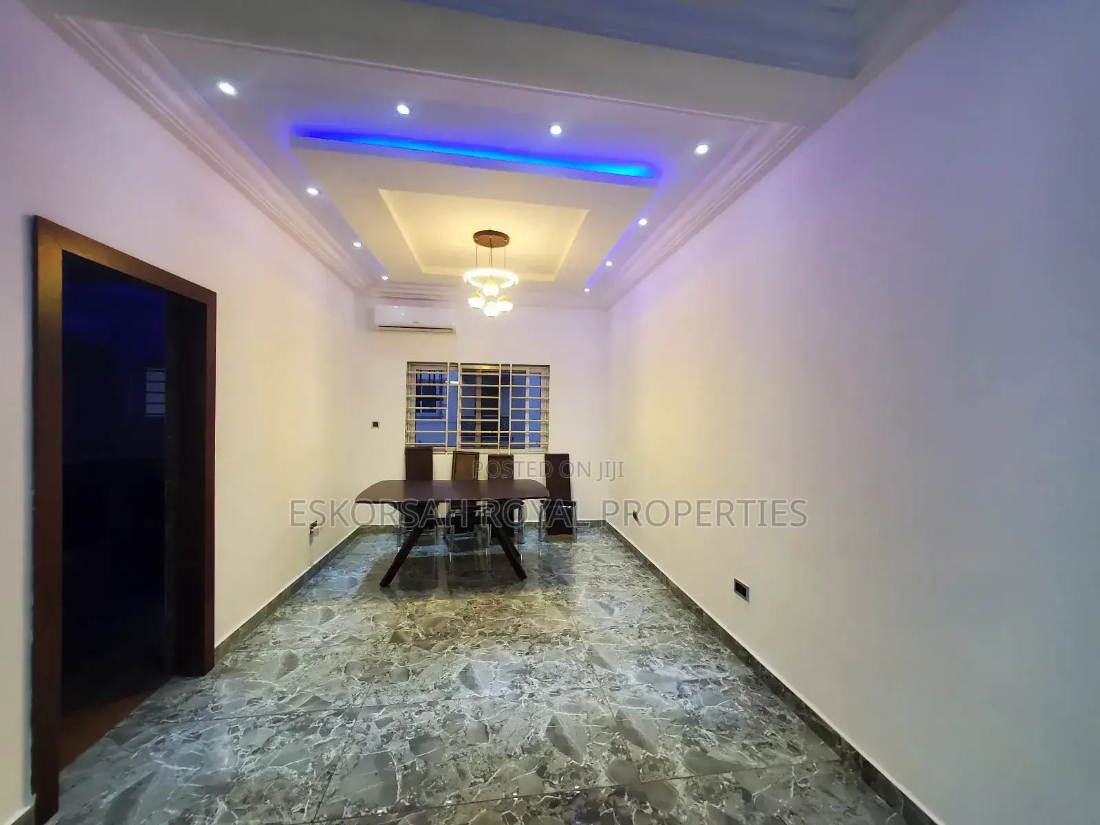 2bdrm Apartment in Trasacco  Kings , Adjiriganor for rent