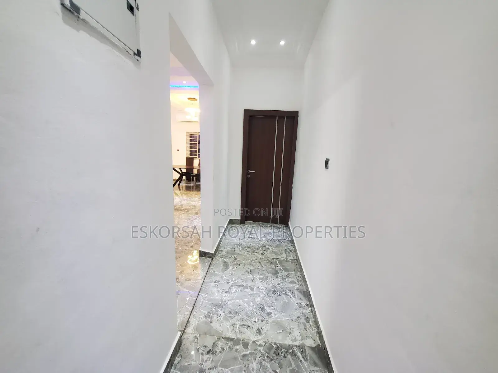 2bdrm Apartment in Trasacco  Kings , Adjiriganor for rent