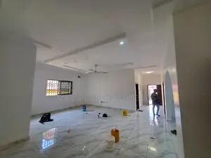 4bdrm House in School Junction for rent