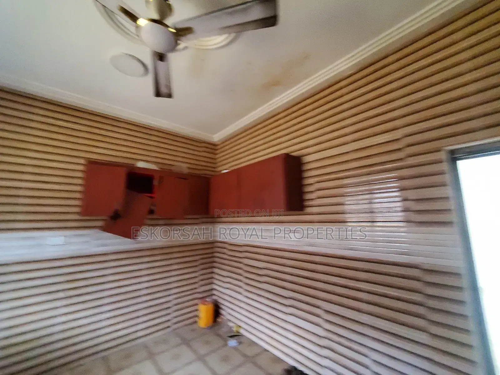 4bdrm House in School Junction for rent