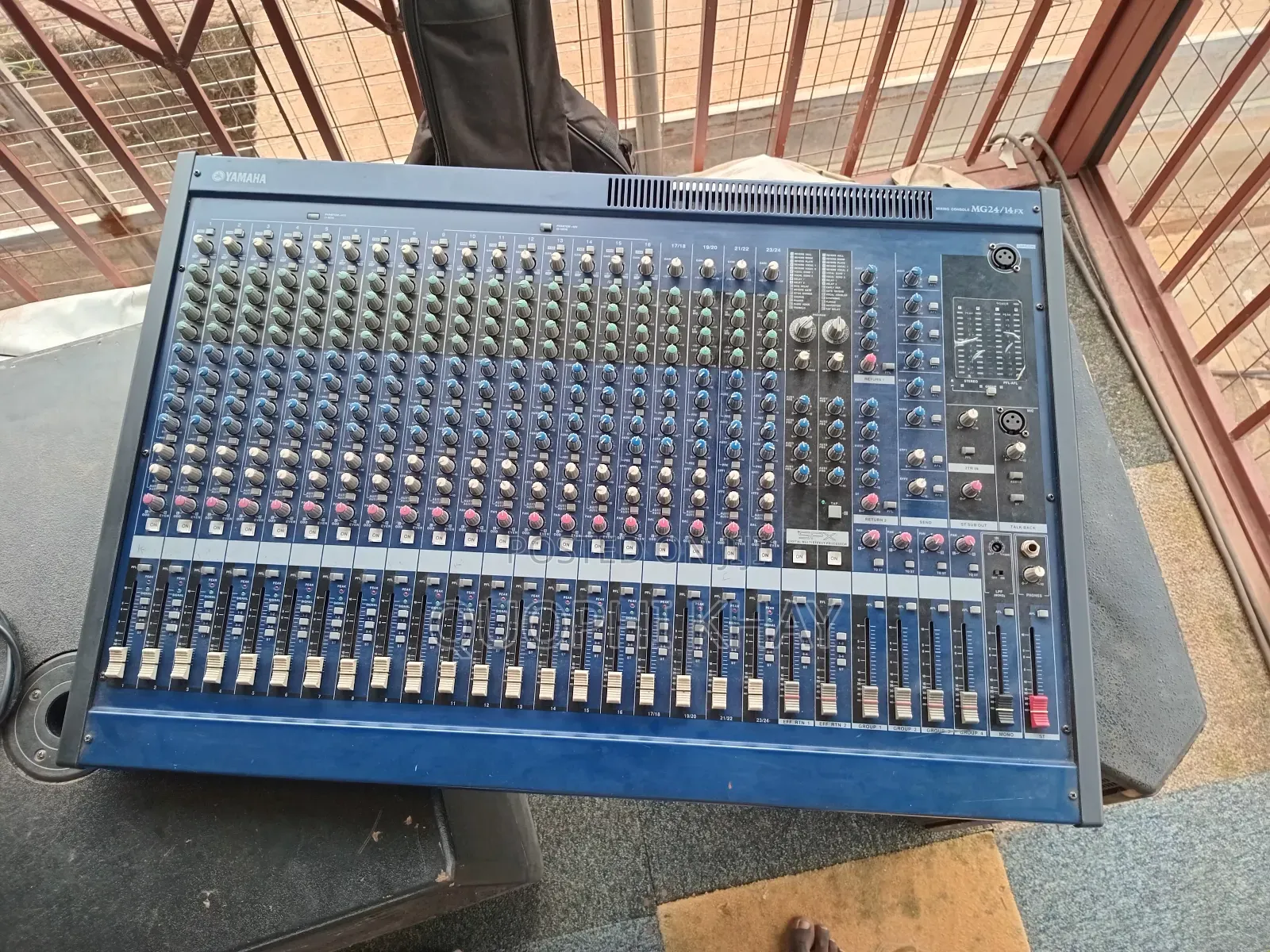 Yamaha Mg 24 Channel Mixer