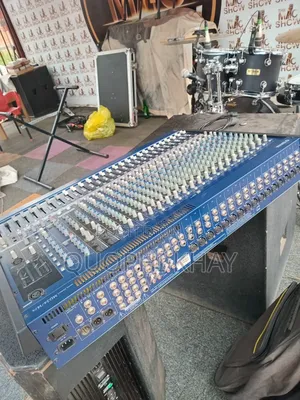 Yamaha Mg 24 Channel Mixer