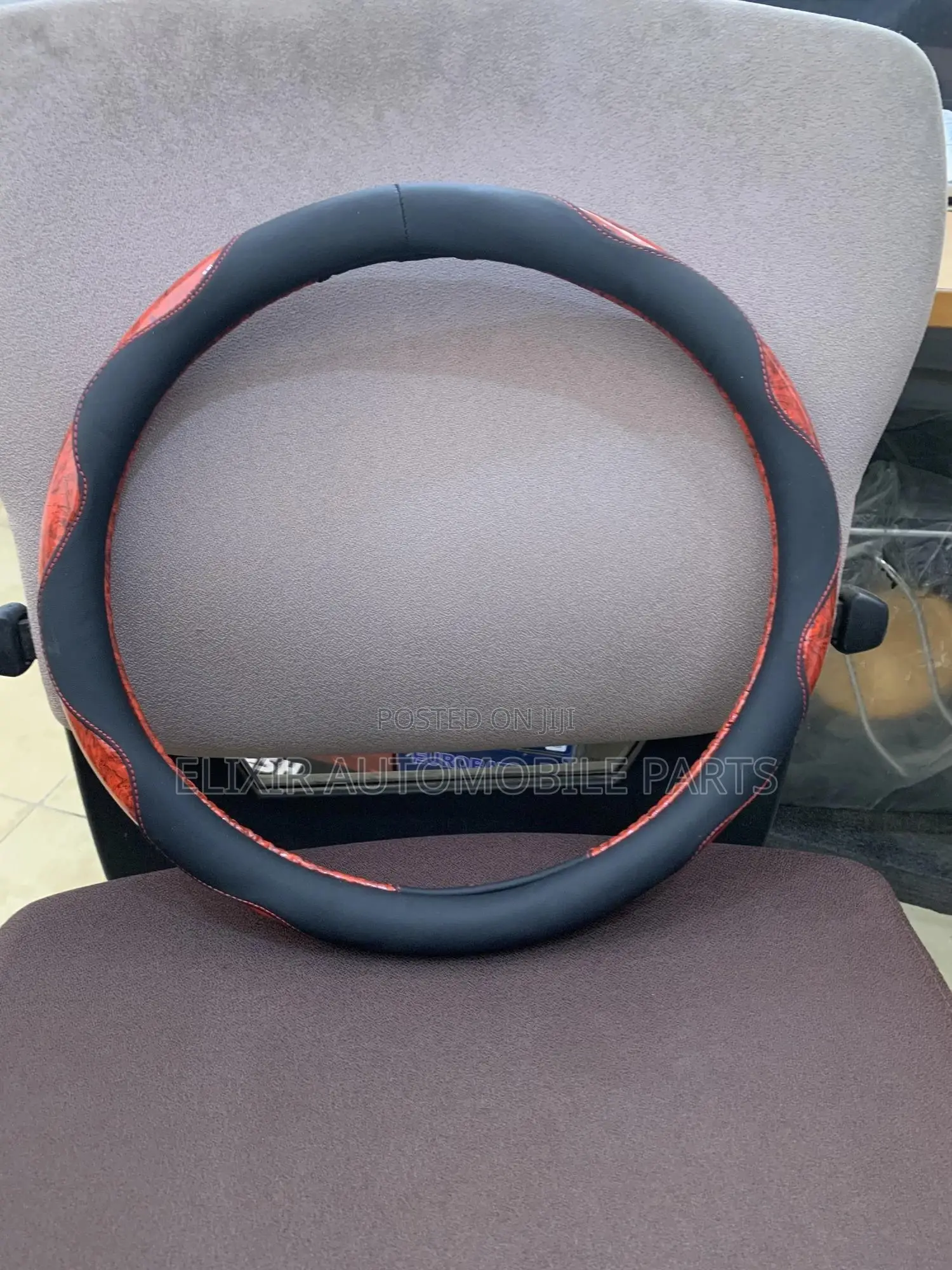 Luxurious 2025 Steering Wheel Covers Available