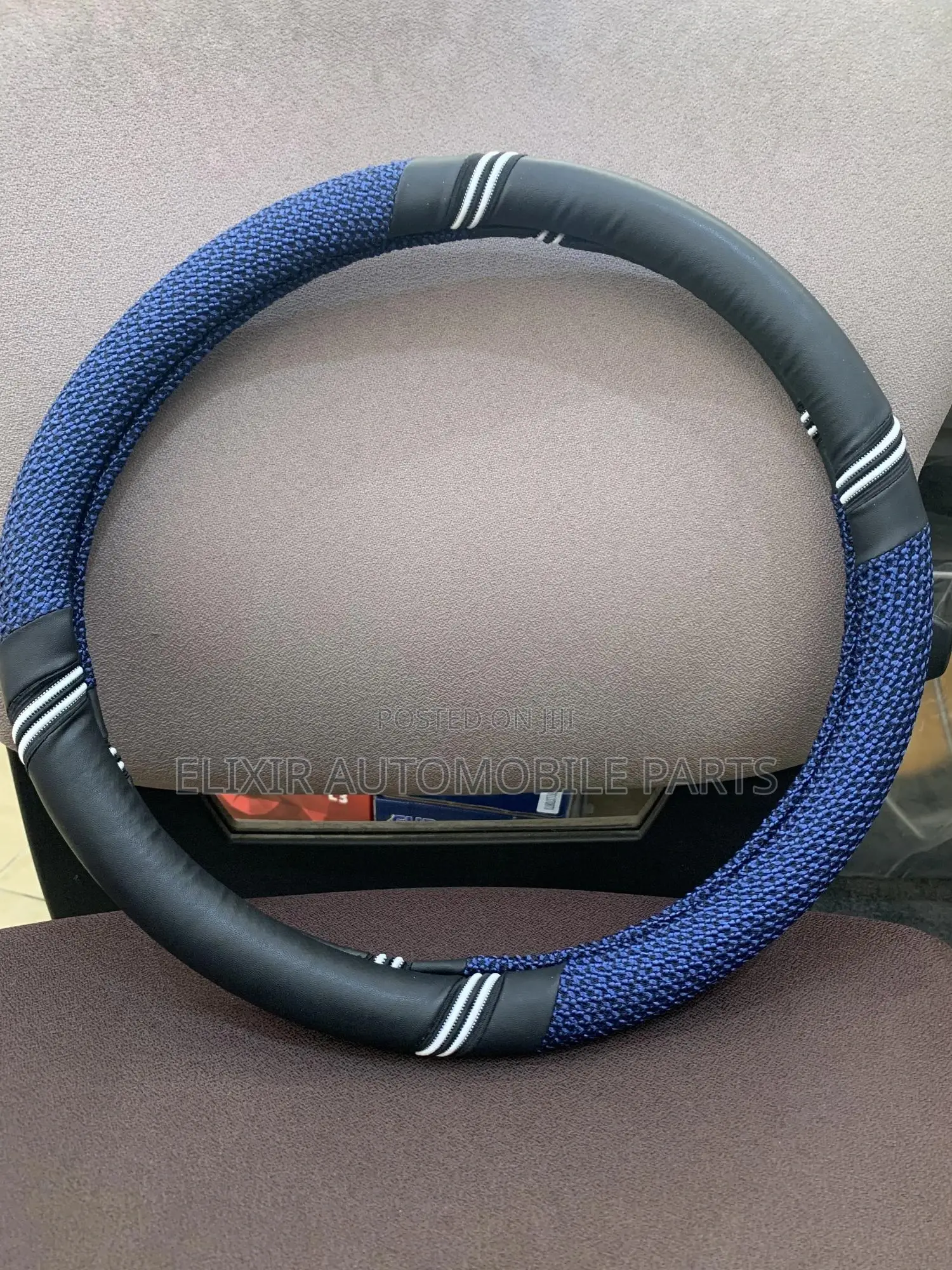 Luxurious 2025 Steering Wheel Covers Available