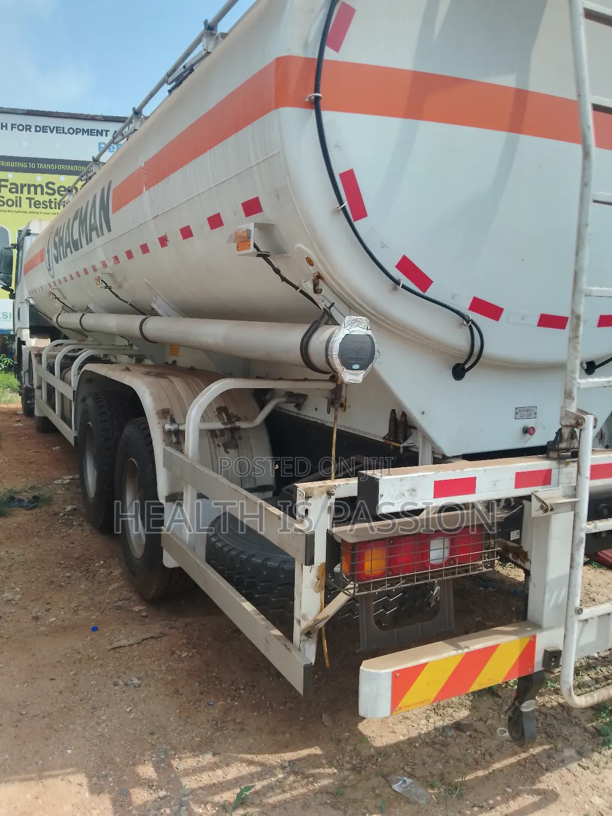 Brand New Shachman 27000L Complete Fuel Tanker With Head.