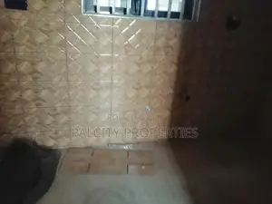 2bdrm Apartment in Patasi Road Side, Kumasi Metropolitan for rent