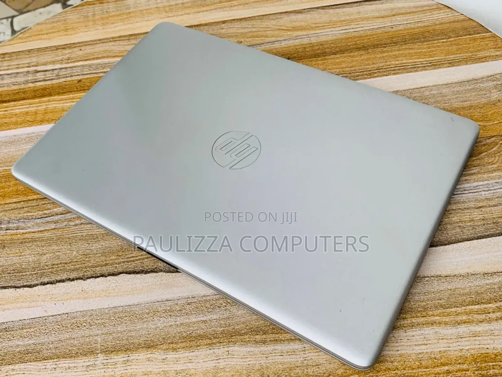 Laptop HP 15-da3007nia 8GB Intel Core i5 SSD 256GB