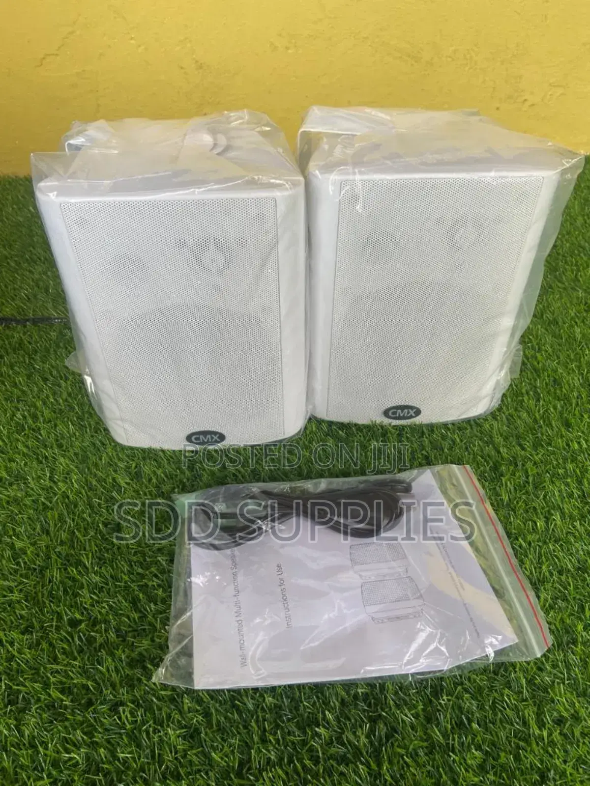 A Pair of Active Wall Speaker for Conference and Classroom