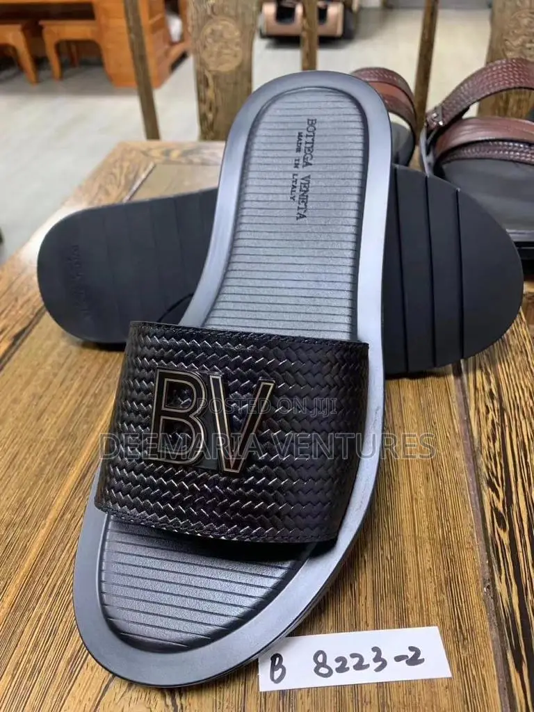 Quality Foreign Slippers Available in Various Designs