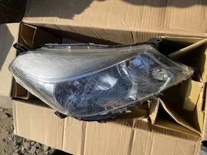 Toyota Vitz/Yaris Headlights/Taillights 2012/2013/2014/2015