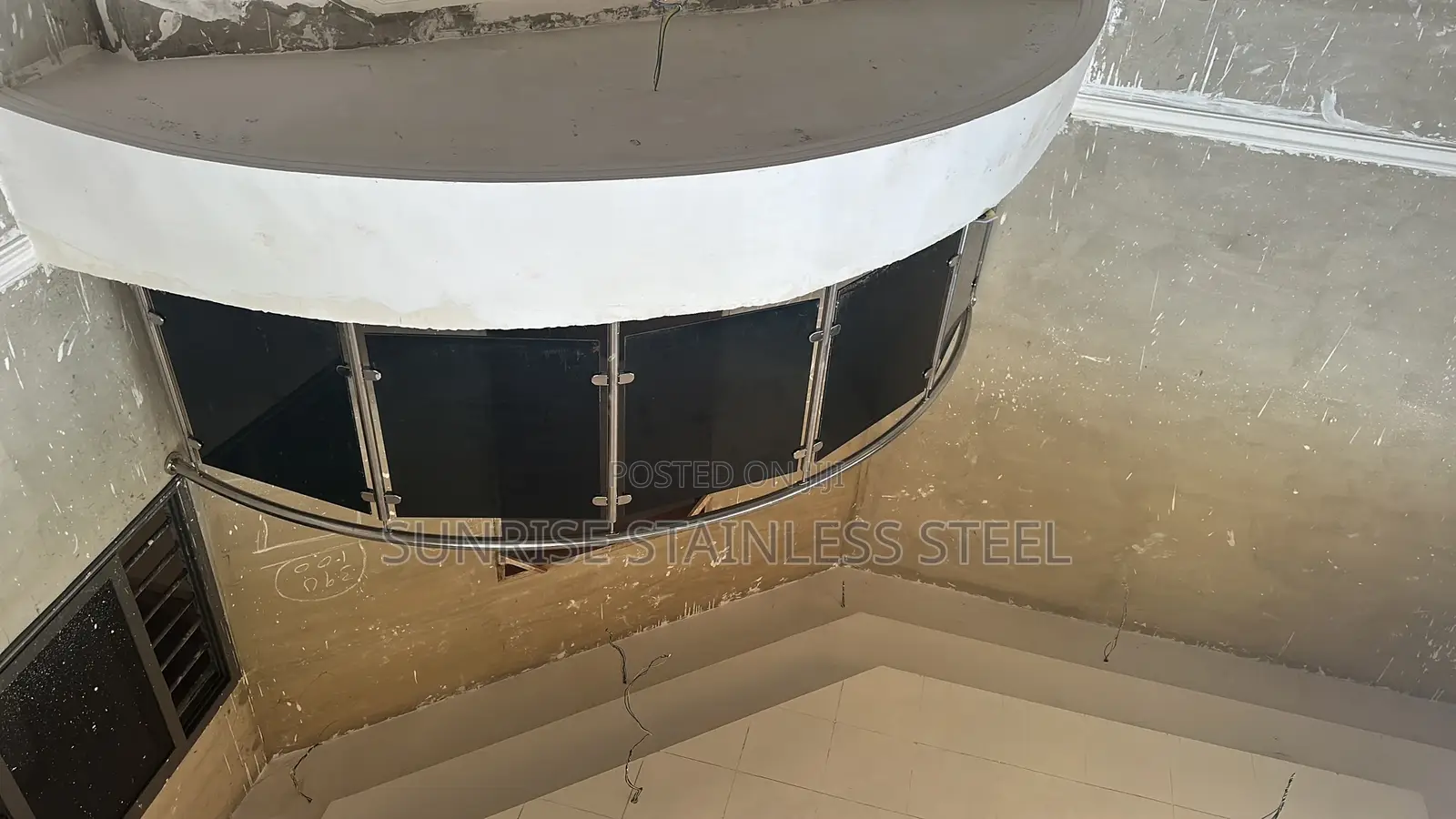 Stainless Dark Glass Balustrade Design
