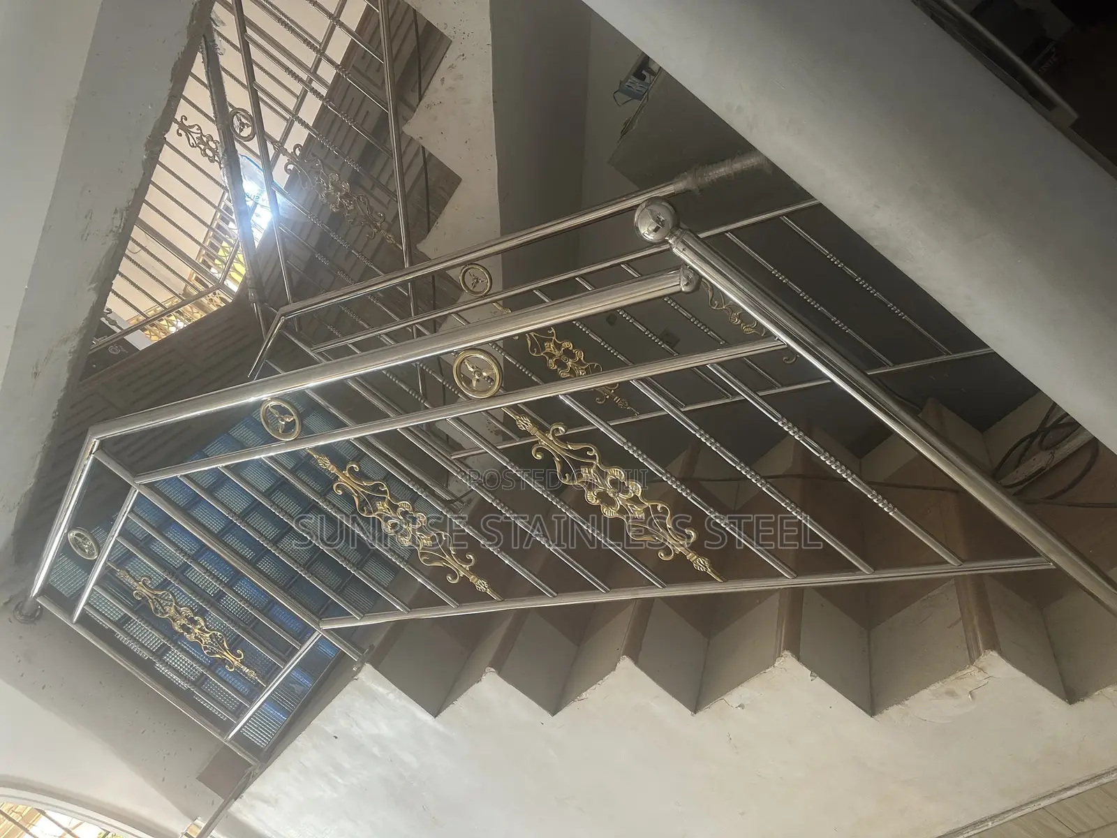 Stainless Dark Glass Balustrade Design