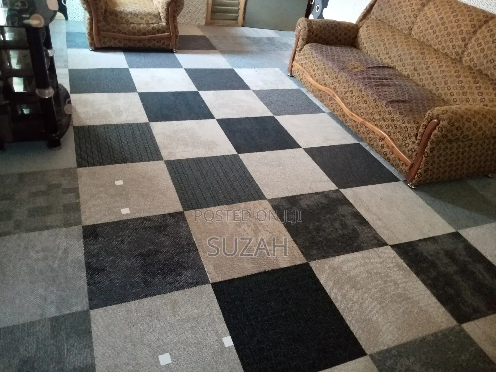 Square Rubber-underpad Carpet