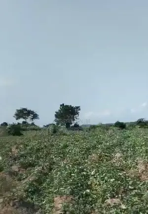 Get a Plots of Land at a Discounted Price at Estate Masters