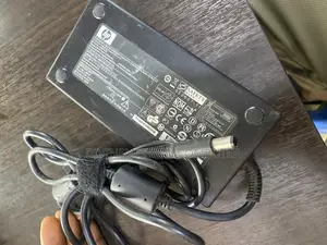 Hp Big Pin Charger 19.5v~10.3A. 200w. For Gaming All in 1