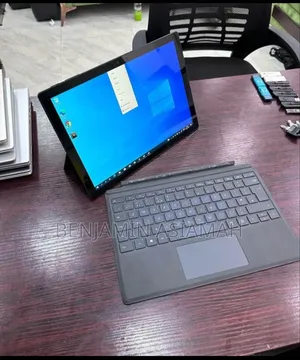 New Laptop Microsoft Surface Pro 5 4GB Intel SSD 128GB