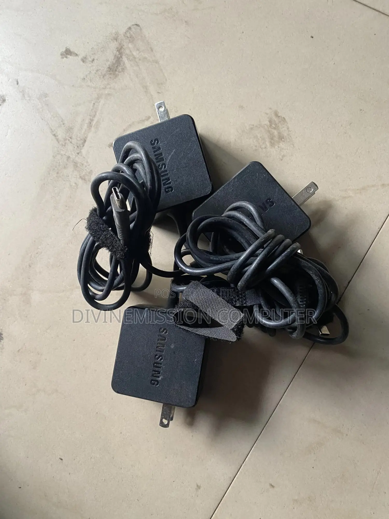 Samsung Laptop Type C Adapter 5v,9v,12v .