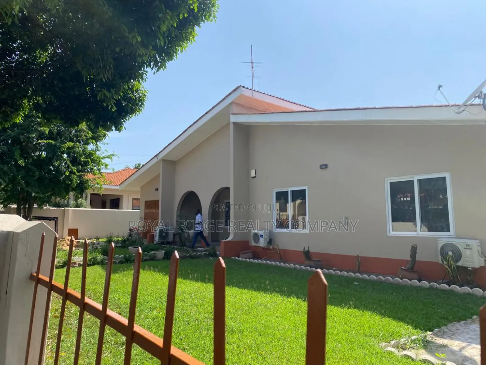 4bdrm House in Regimanuel Estate, Accra Metropolitan for rent