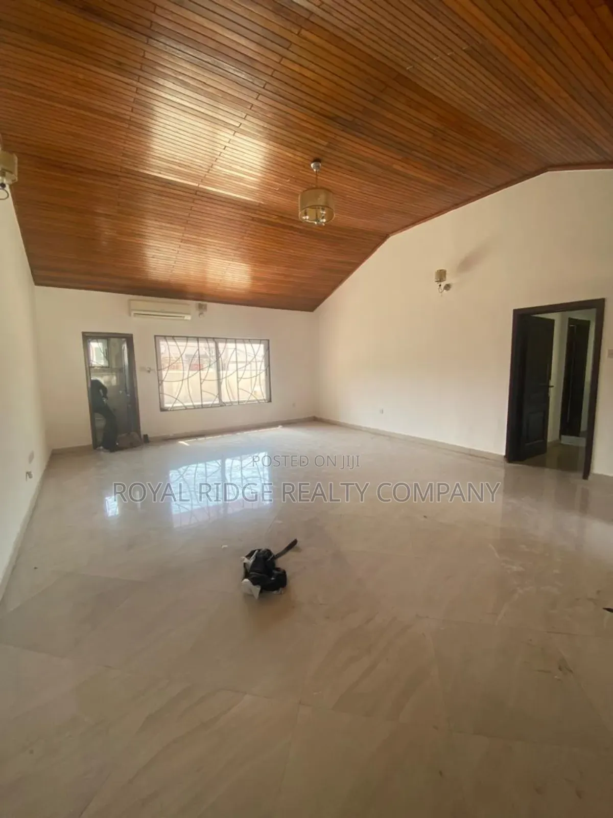 4bdrm House in Regimanuel Estate, Accra Metropolitan for rent