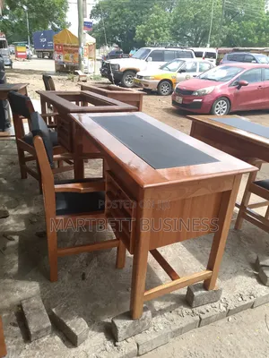 Table Chair Office or Home Usage