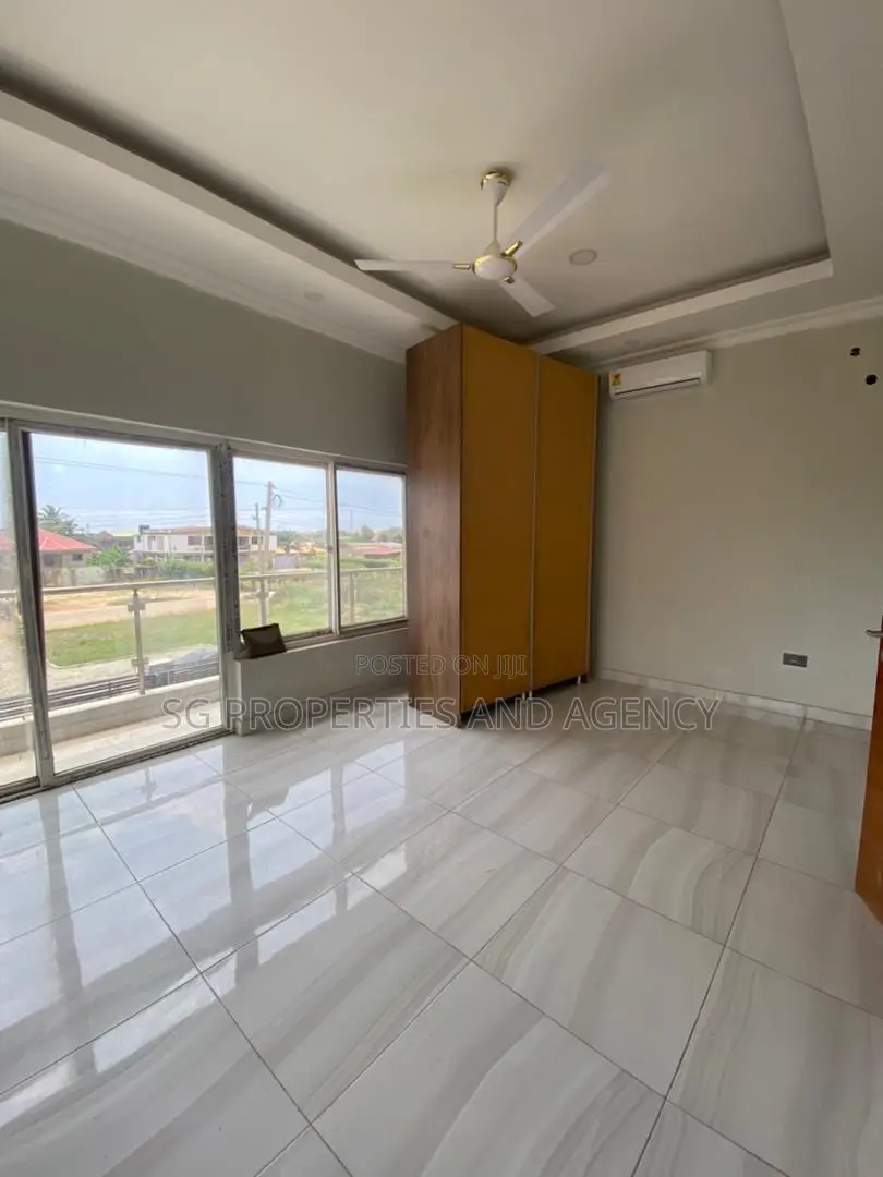 1bdrm Apartment in Sakumono, Spintex for rent
