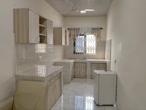 2bdrm Apartment in Unique Key Agency, Pig Farm for rent