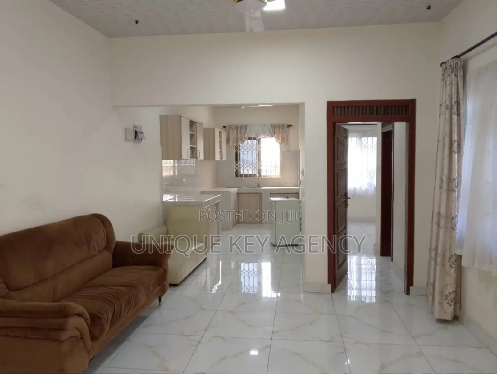 2bdrm Apartment in Unique Key Agency, Pig Farm for rent
