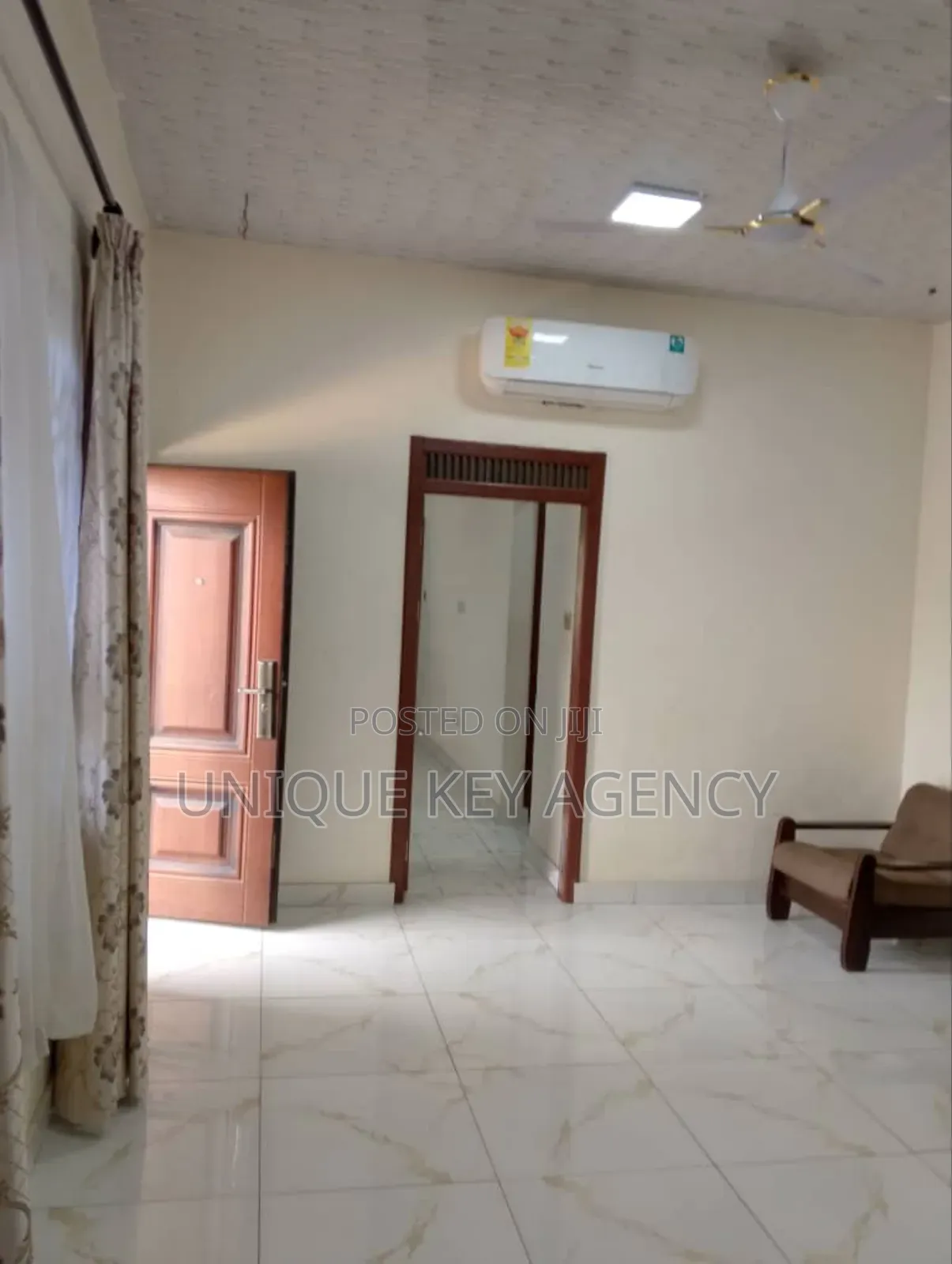 2bdrm Apartment in Unique Key Agency, Pig Farm for rent