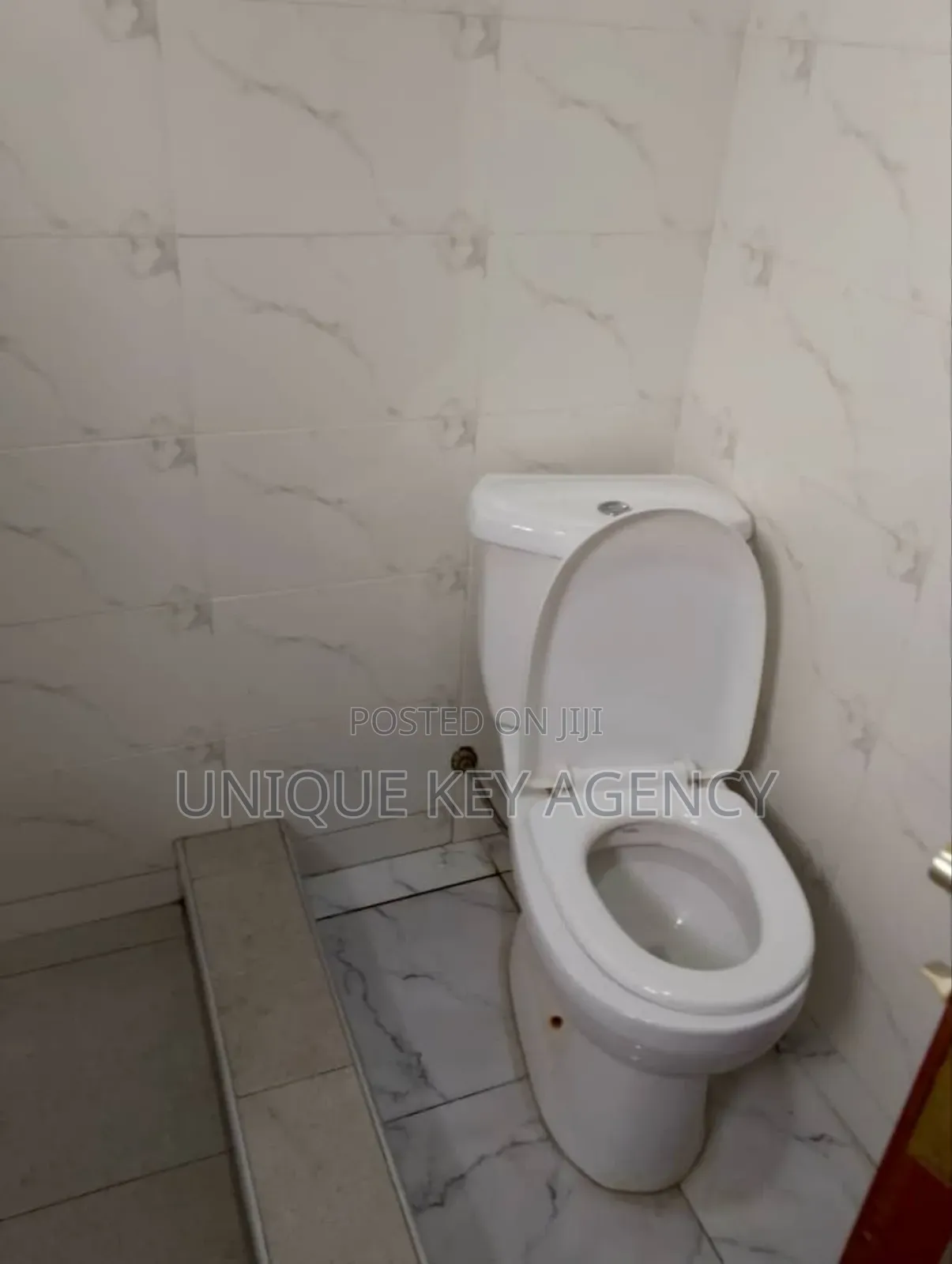 2bdrm Apartment in Unique Key Agency, Pig Farm for rent