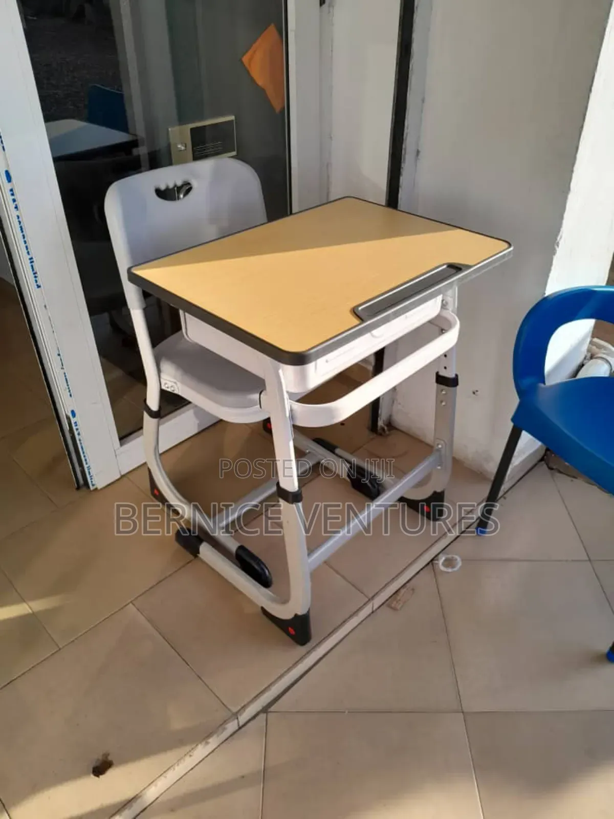Students Work Station