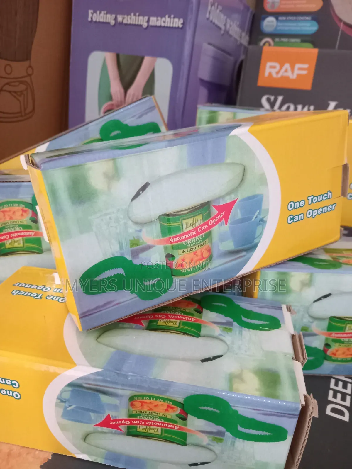 Neatly Sealed Electric Can and Jar Opener