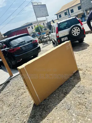 ᄉᄉᄉ Samsung 65”DU8000 UHD Smart