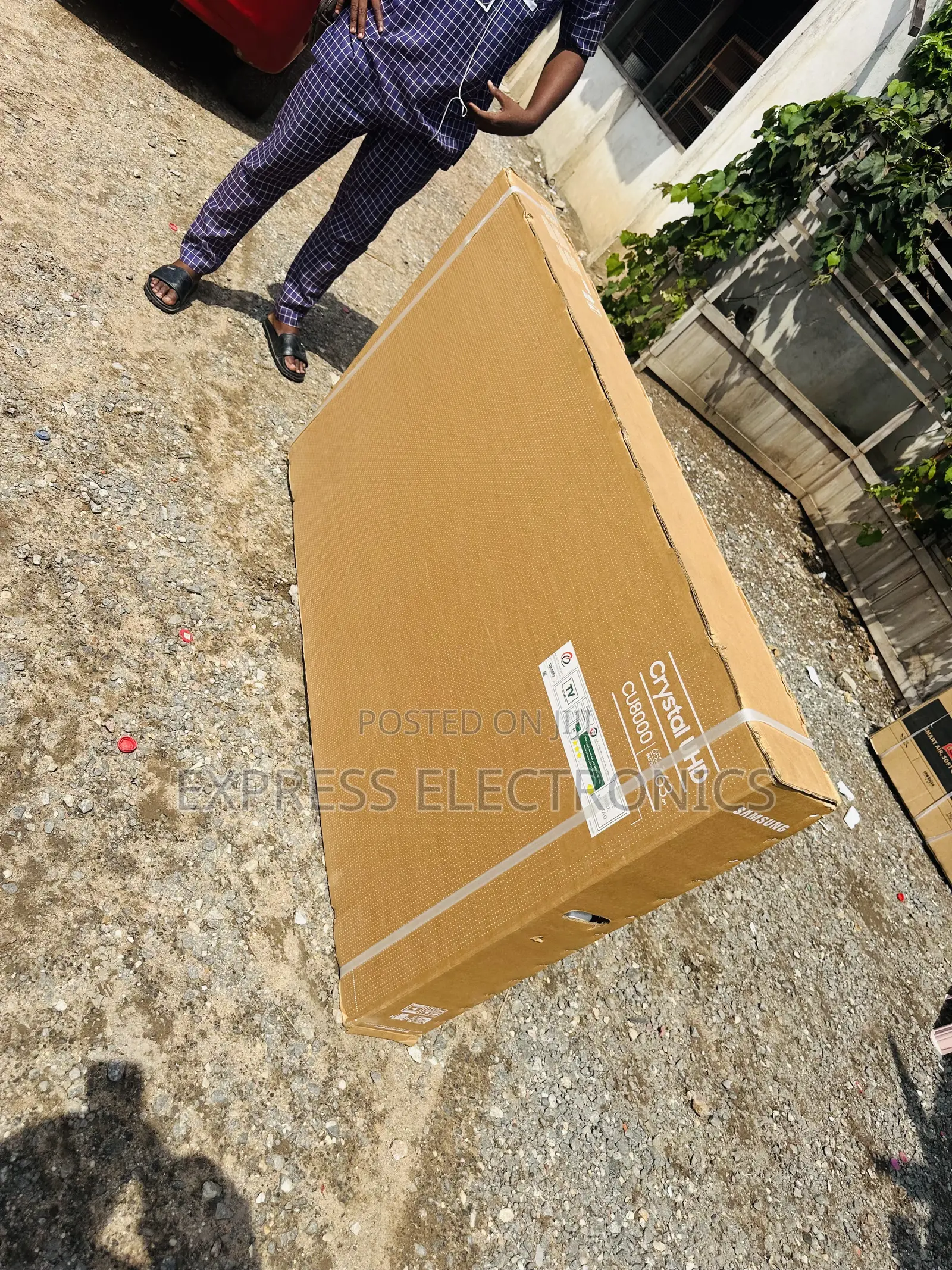 Samsung 2023 Model Uhd Smart Glossy Tv 65”Cu8000