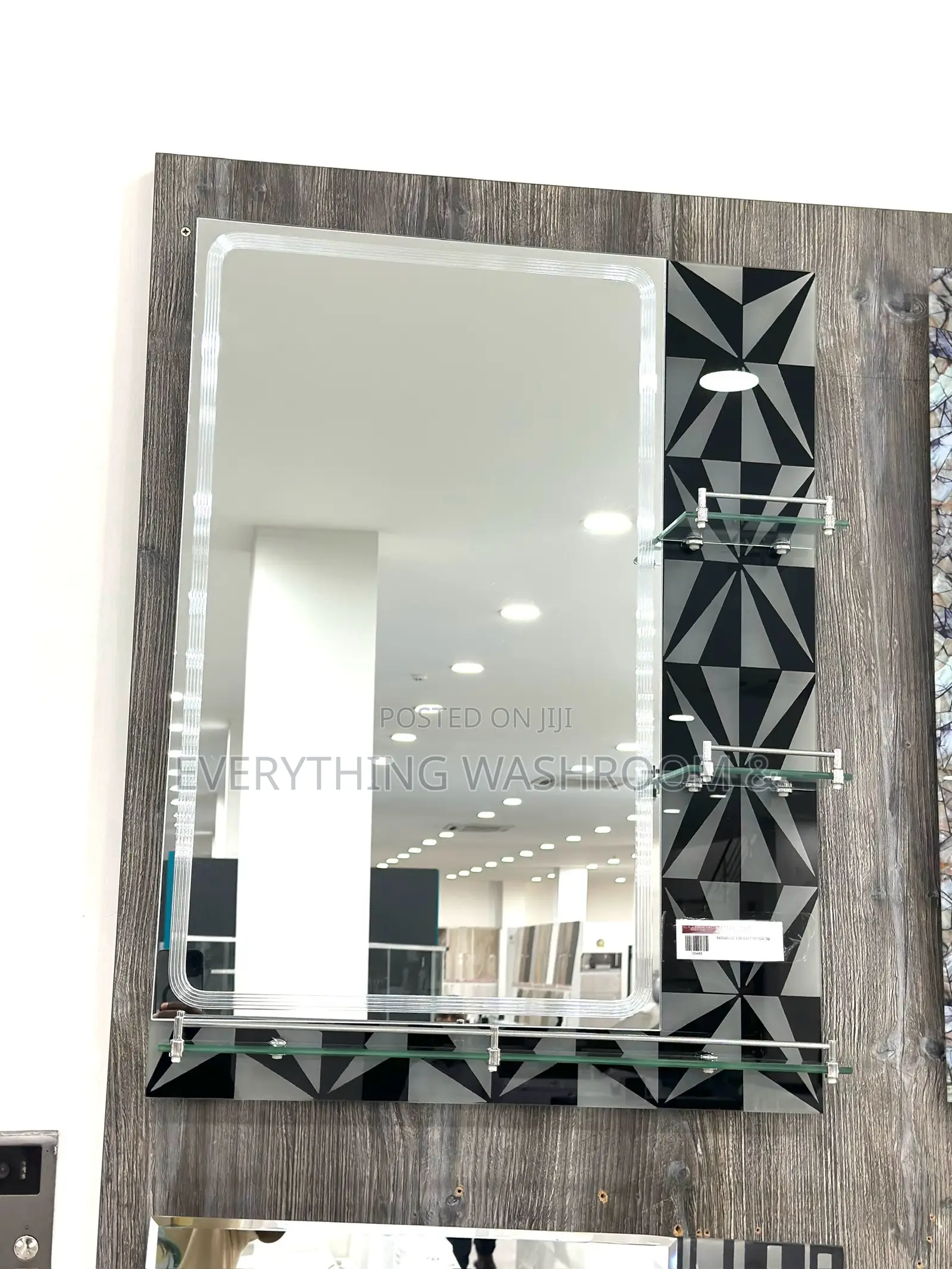 Designed Mirrors_mirror 80x60cm