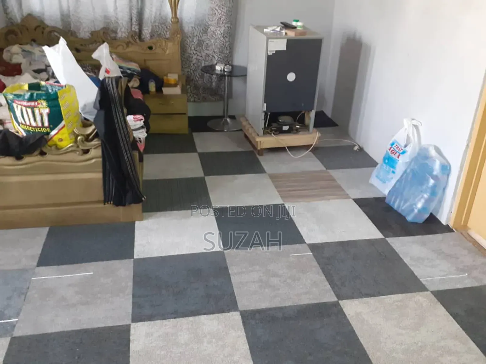 Square Living Room Carpet