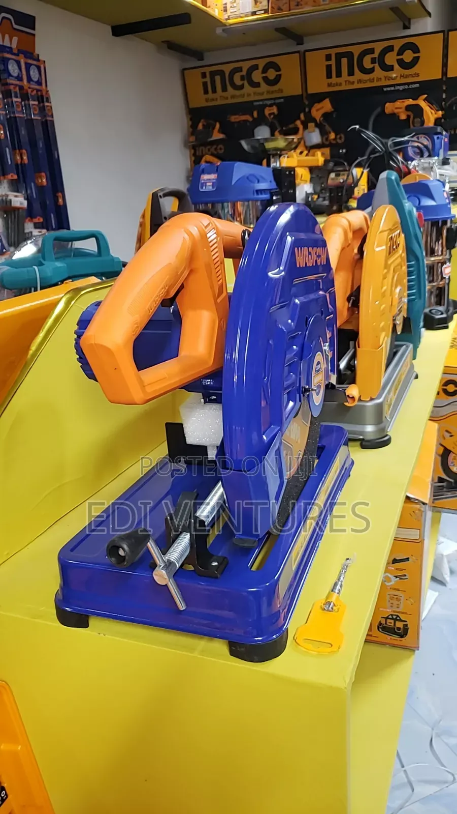 Wadfow 2200W Cut Off Saw