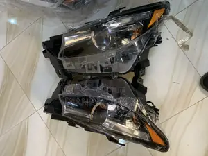 Cx-9 201-22 Headlight Pair
