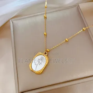 Ladies Gold Necklace(Mirror Like)