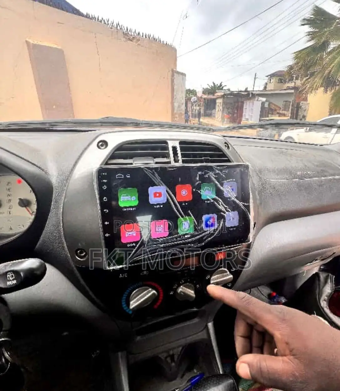 All Android Screens and Reverse Cameras for a Cars Available