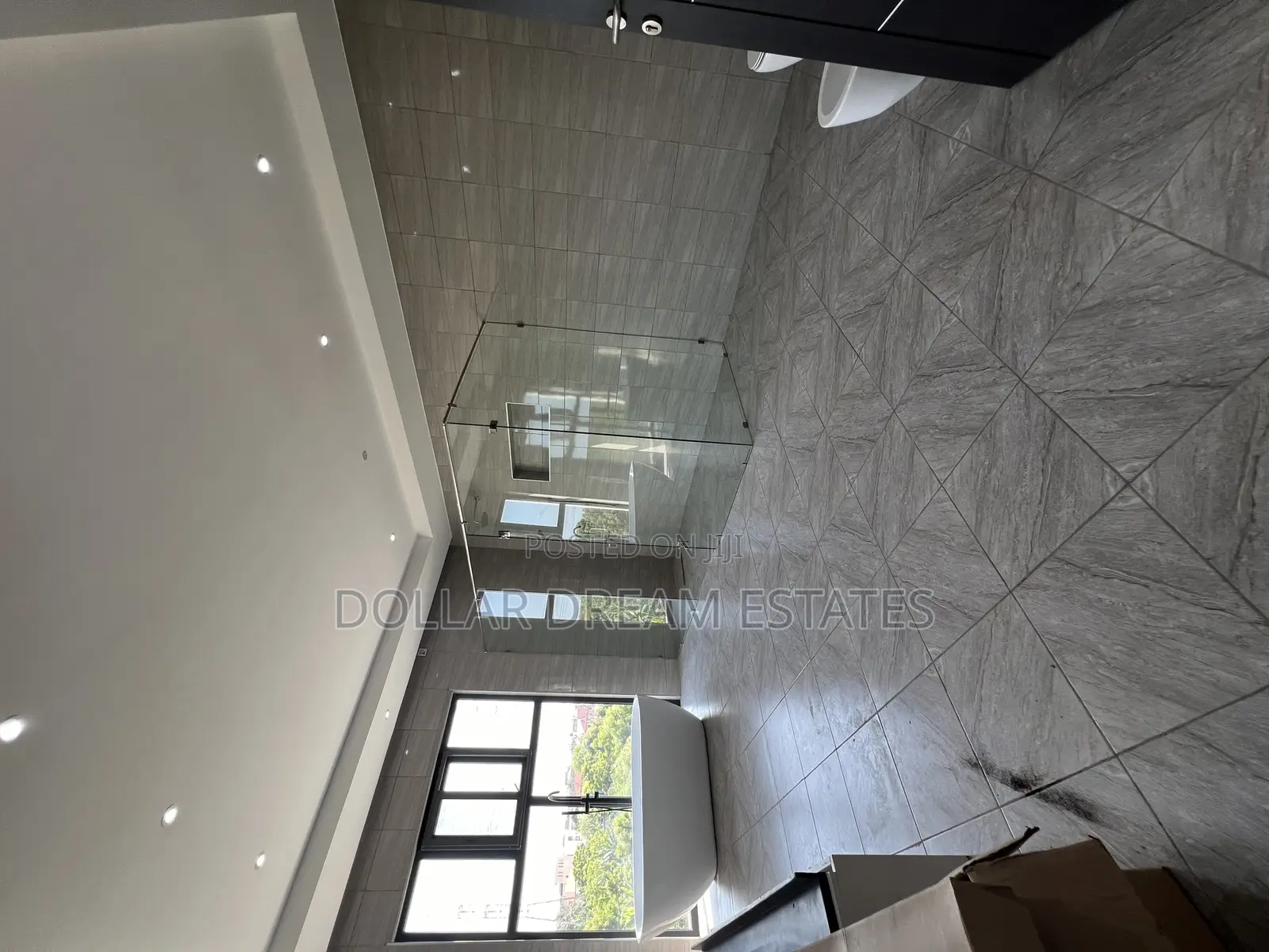 4bdrm House in East Legon for sale