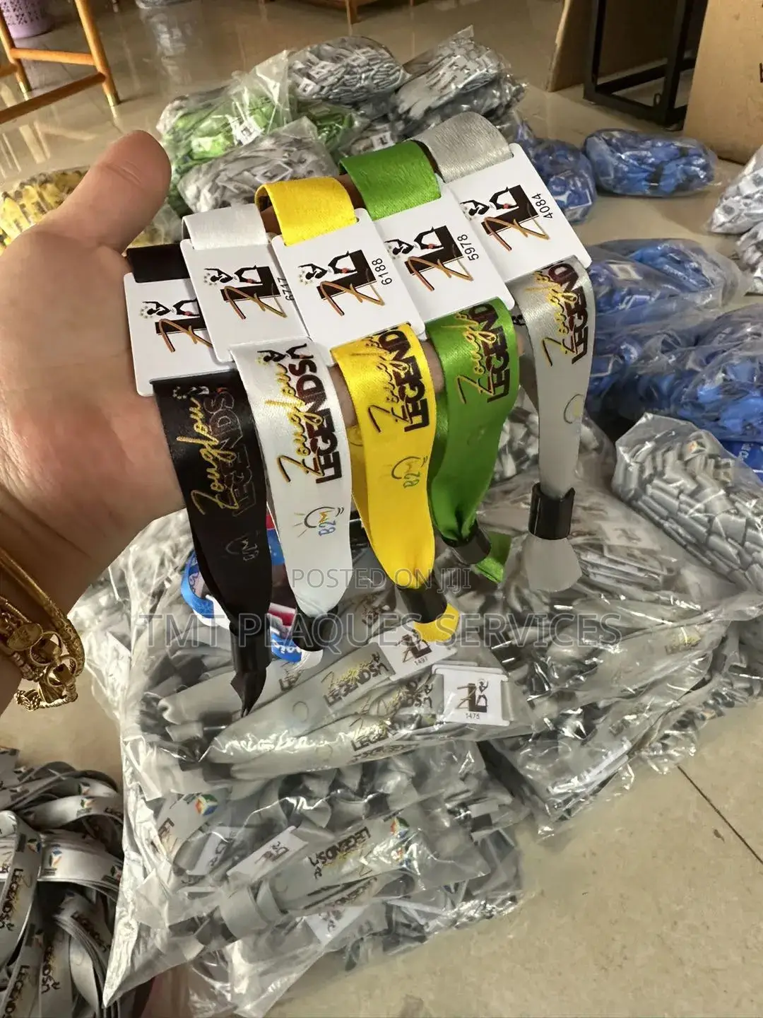 Hot Wristband Tyvek for Your Awards and Events