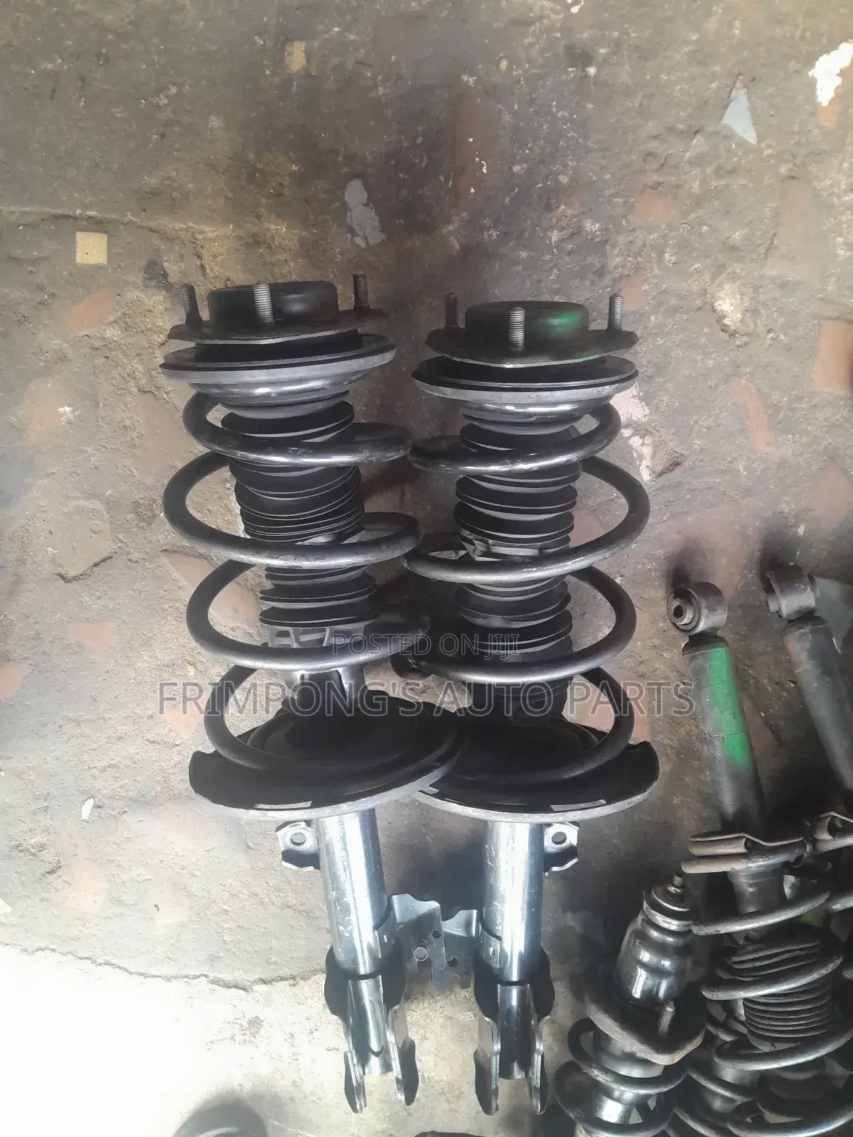 Toyota Highlander 2017 Front Shocks Absorbers