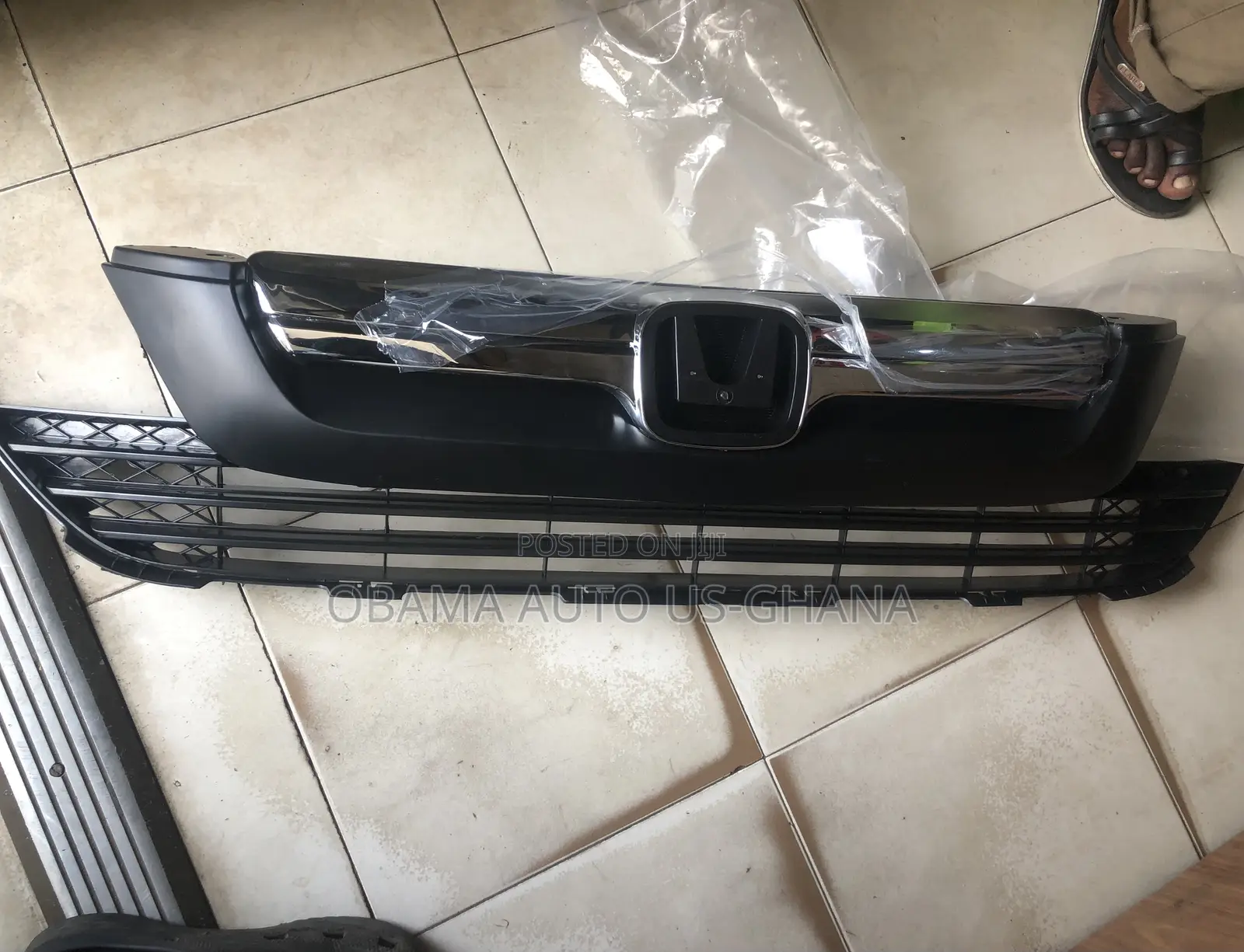 CRV 2007 2008 2009 Front Grill / Grille /Shells Complete