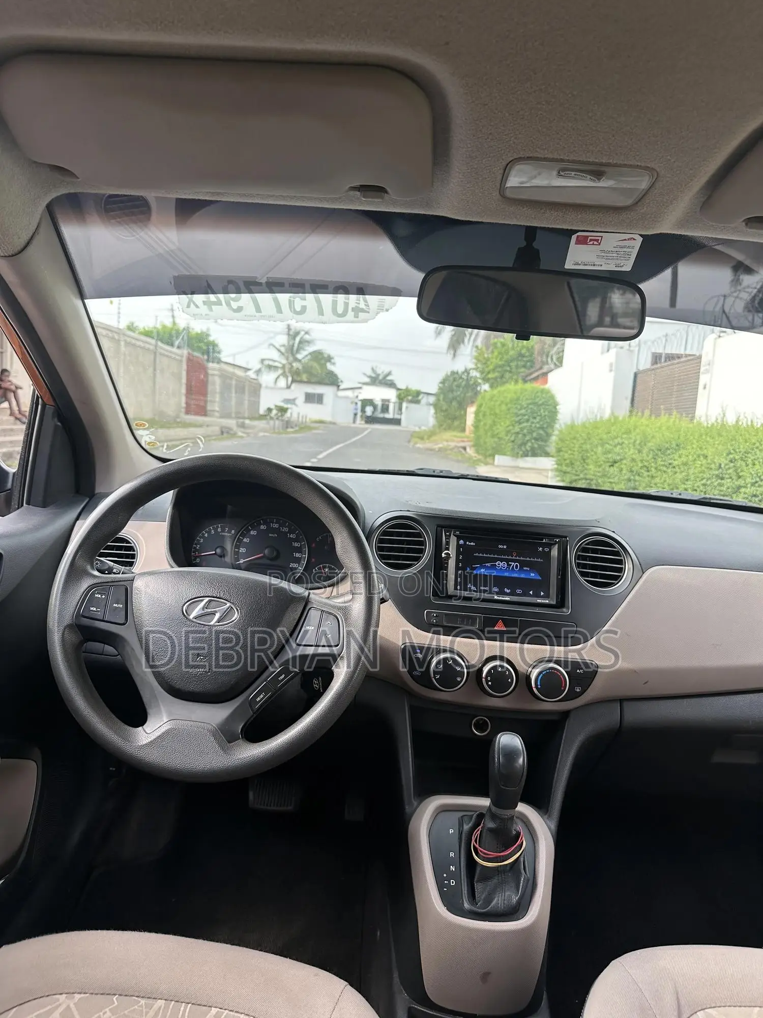 Hyundai I10 2015 Brown