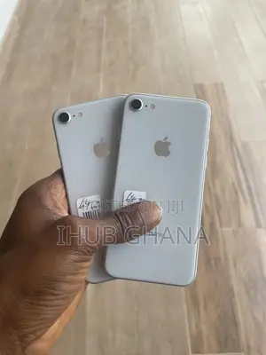Apple iPhone SE (2020) 64 GB White