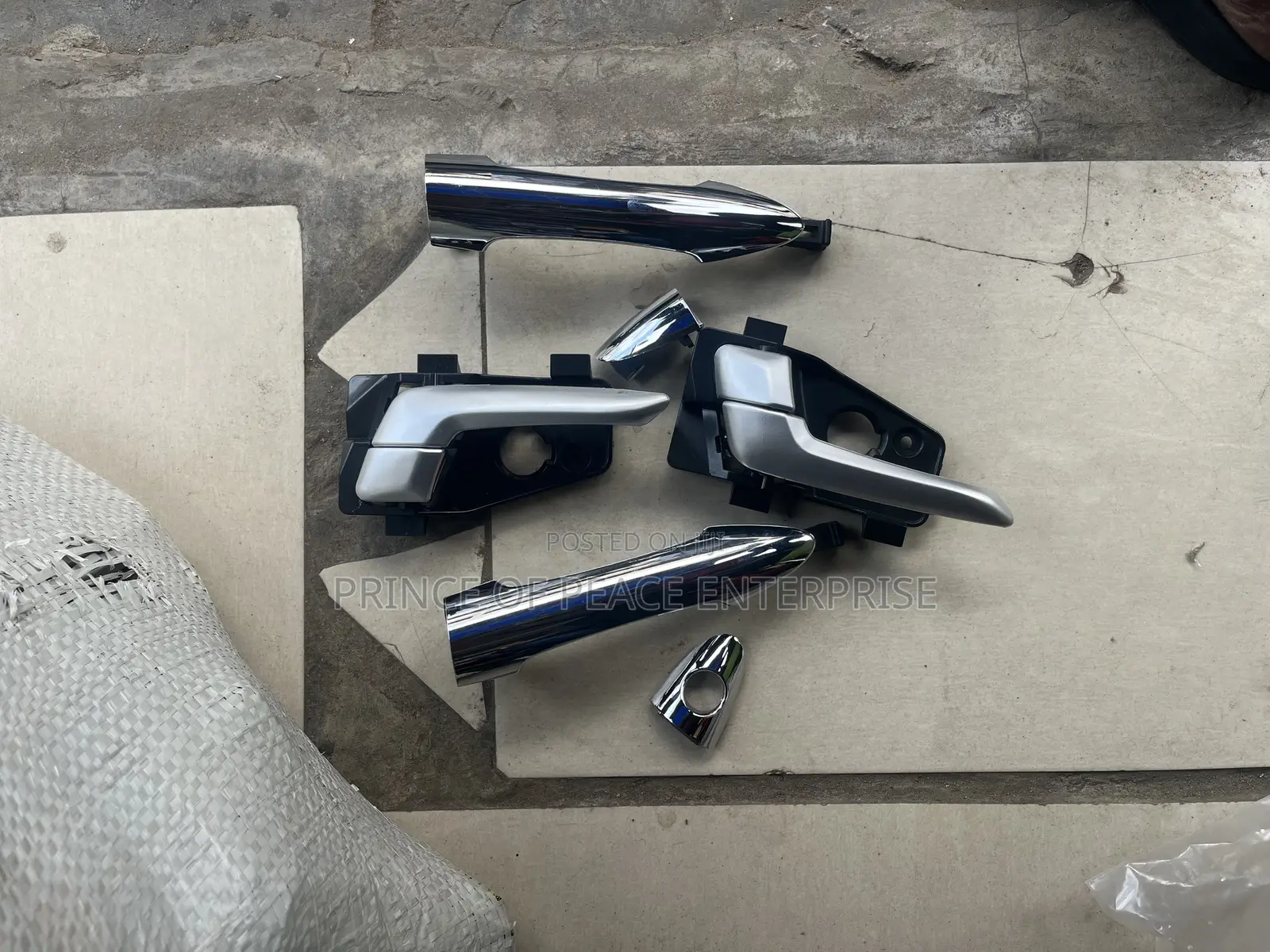 Kia Picanto 2011/13 Outside and Inside Door Handle 1 Pair