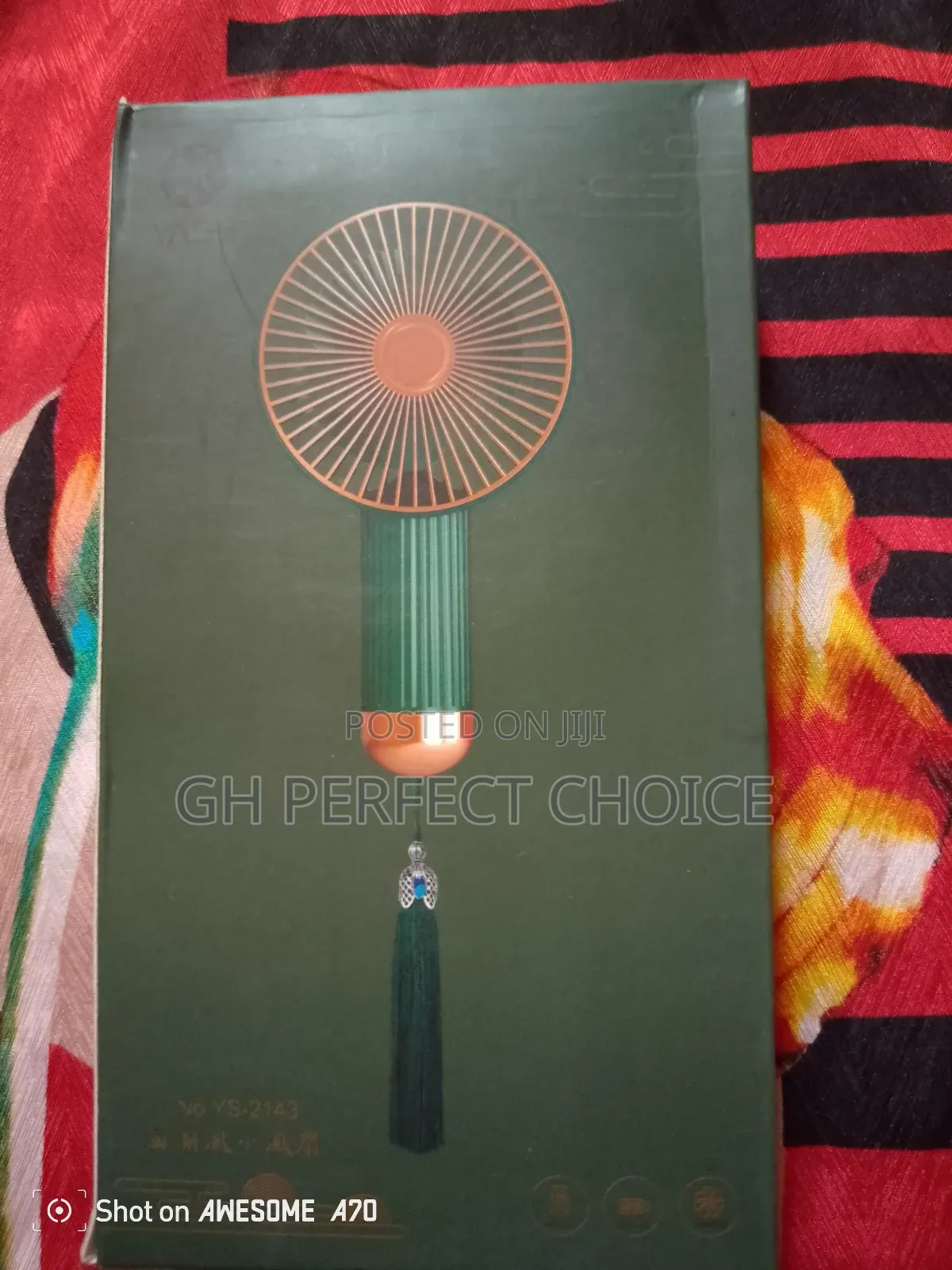 Sophisticated Top Refresh Hand Fan